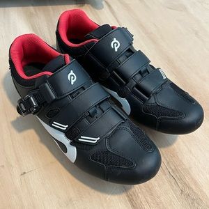 Black Peloton shoes size EU 43